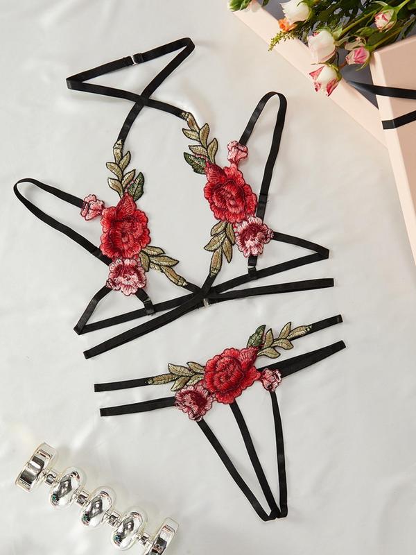 Women's 2pcs Floral Embroidery Cut Out Bra & Thong Sexy Lingerie Set, Elegant Criss Cross Adjustable Strap Underwear Set, Women's Lingerie for All Seasons